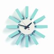 На фото: модель Block Clock от фабрики Vitra, дизайн Nelson George.