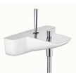 На фото: модель 15472000 / 15472400 от фабрики Hansgrohe, дизайн Phoenix Design.