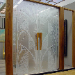 Модель Распашная дверь с гравировкой от фабрики Lumi.
