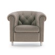 На фото: модель Arcadia armchair от фабрики Poltrona Frau, дизайн R & D Poltrona Frau.