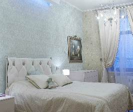 Классическая спальня в светлых тонах: дизайнер Наталья Мациенко