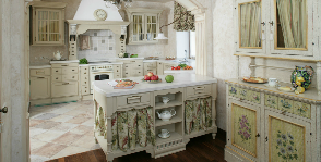 Интерьер кухни в итальянском стиле: дизайн бюро Papillon